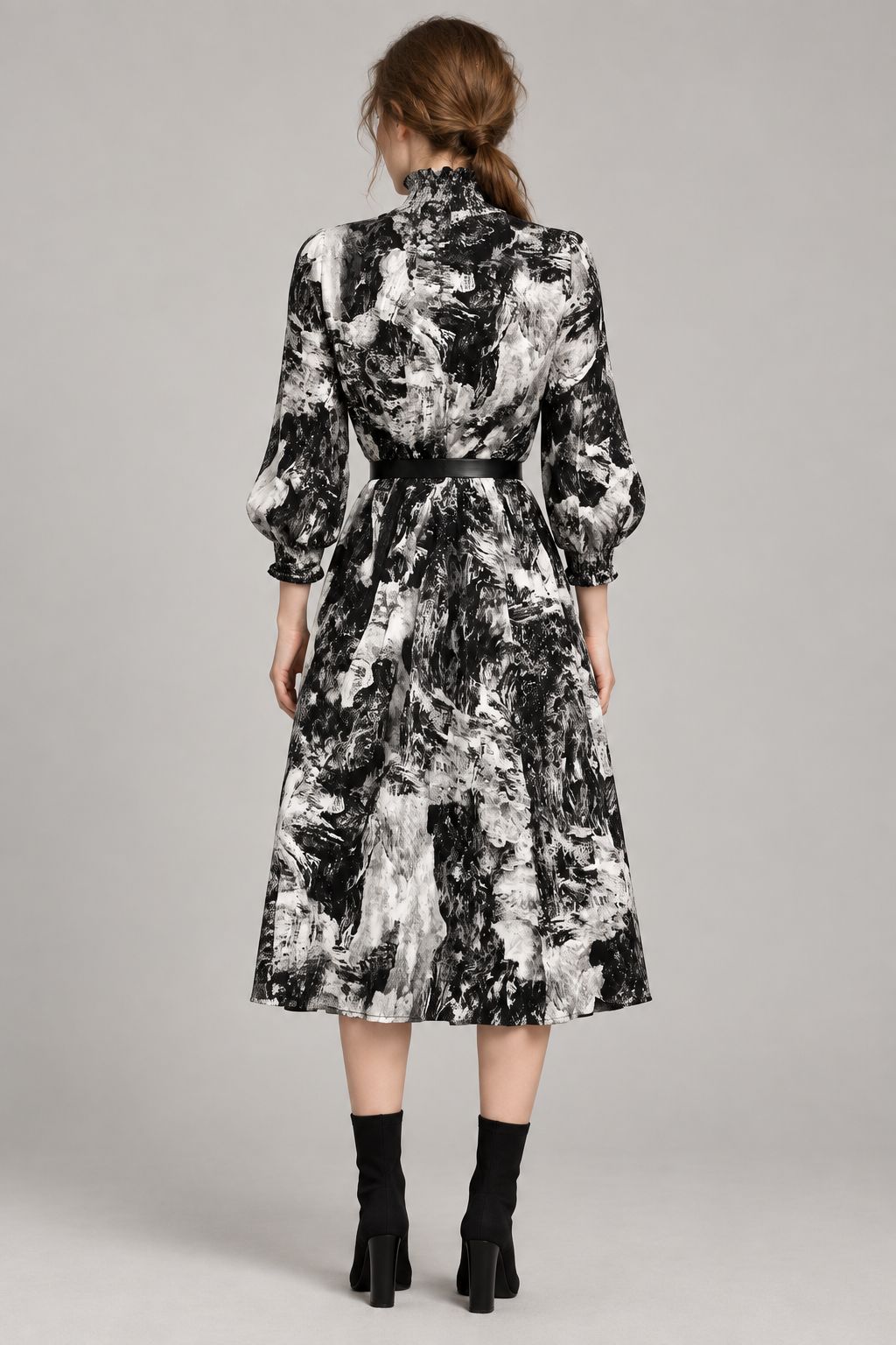 Printed midi dress back view